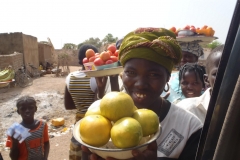 Vente de fruits en bord de route