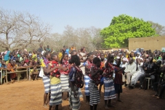 Cérémonie de l\'école de Basgana